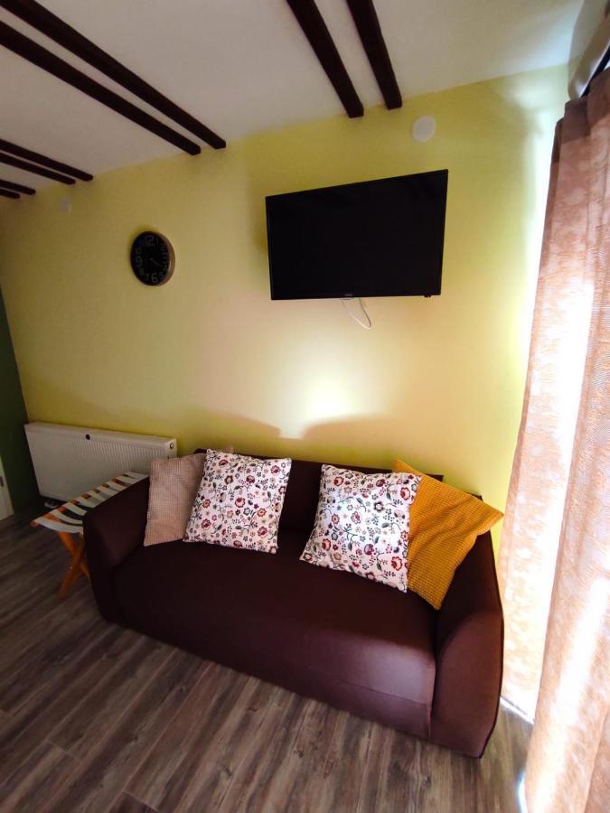 Accommodation "Old Town Dreznik" Rakovica Exterior foto